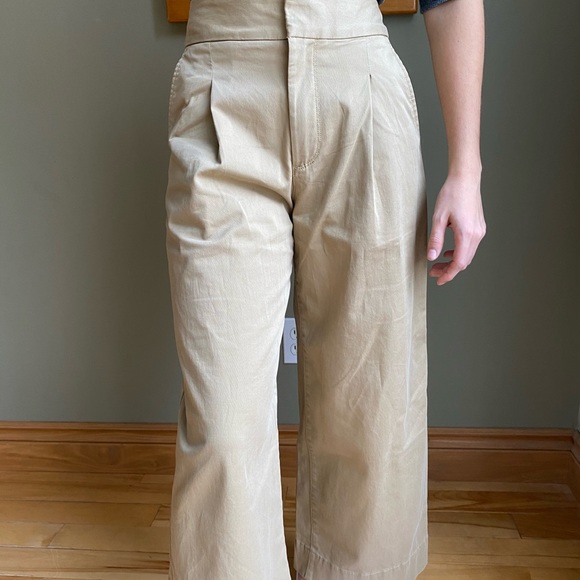 Gap Wide Leg Khaki - Picture 4 of 4